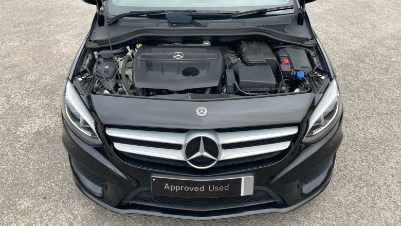 Mercedes-Benz B-Class B180d AMG Line Premium 5dr Auto Diesel Hatchback